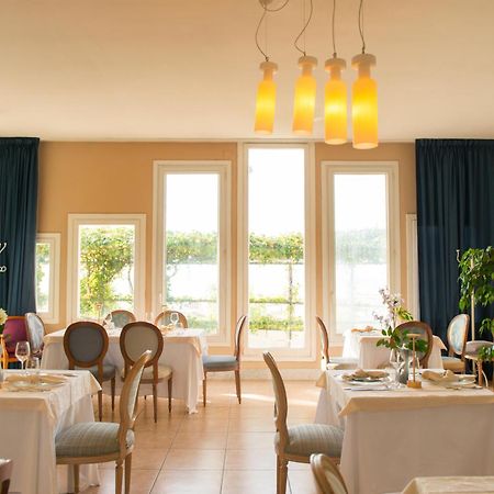 Hotel Sinuessa Terme Mondragone Exteriör bild
