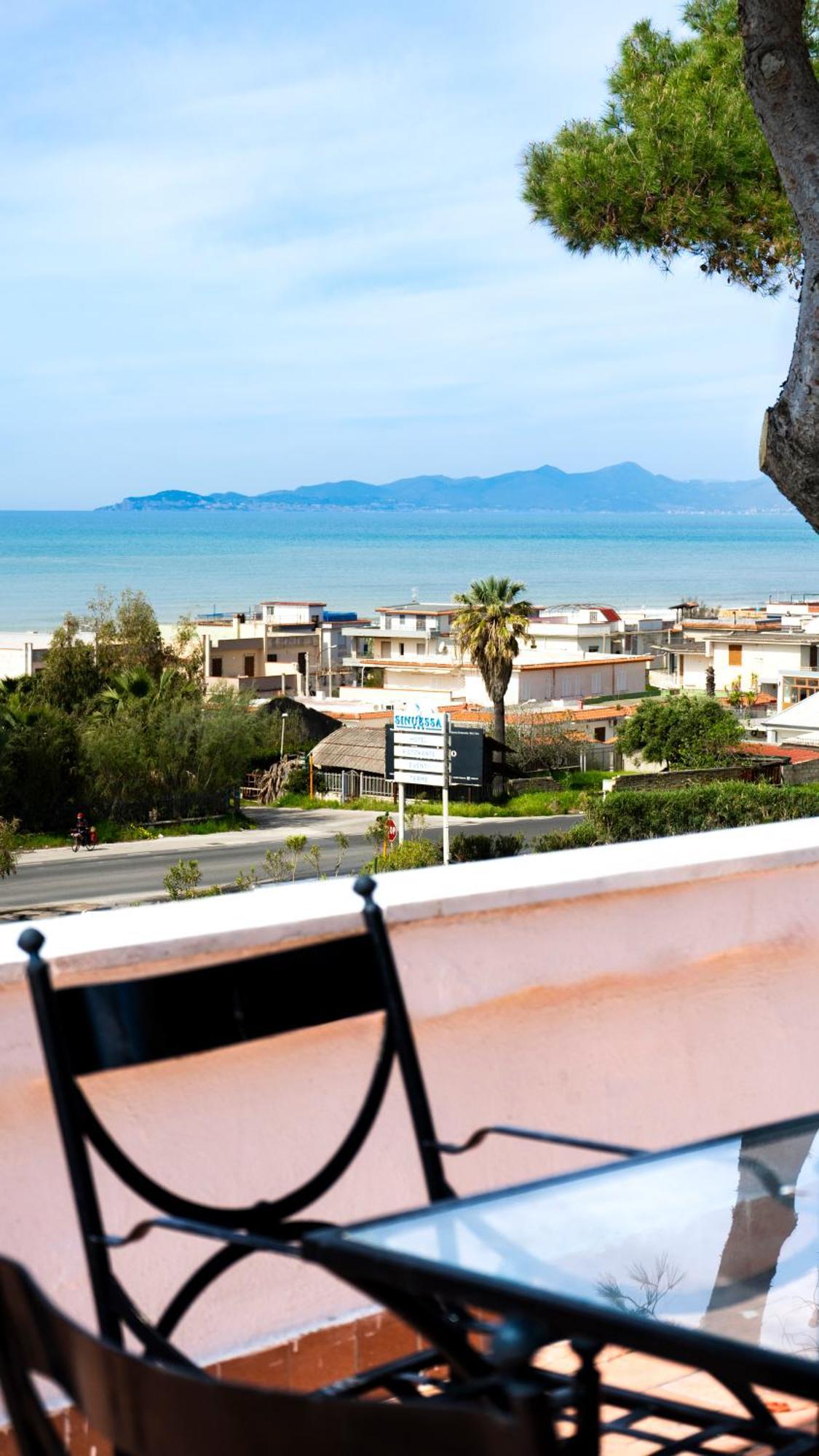 Hotel Sinuessa Terme Mondragone Exteriör bild
